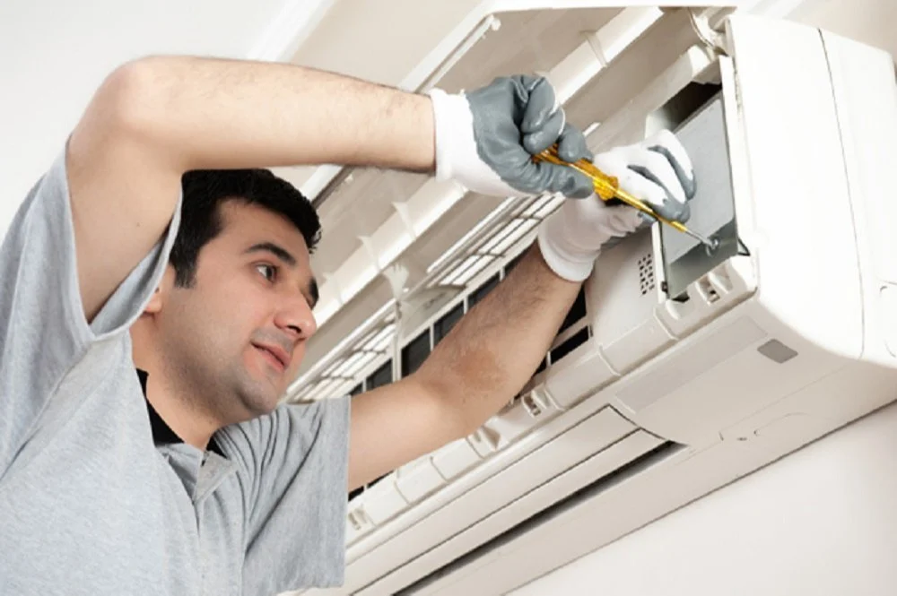 Daikin 2.2 Ton Heavy Duty Ac Installation service by PSV AIRCON